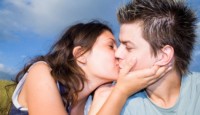 kiss